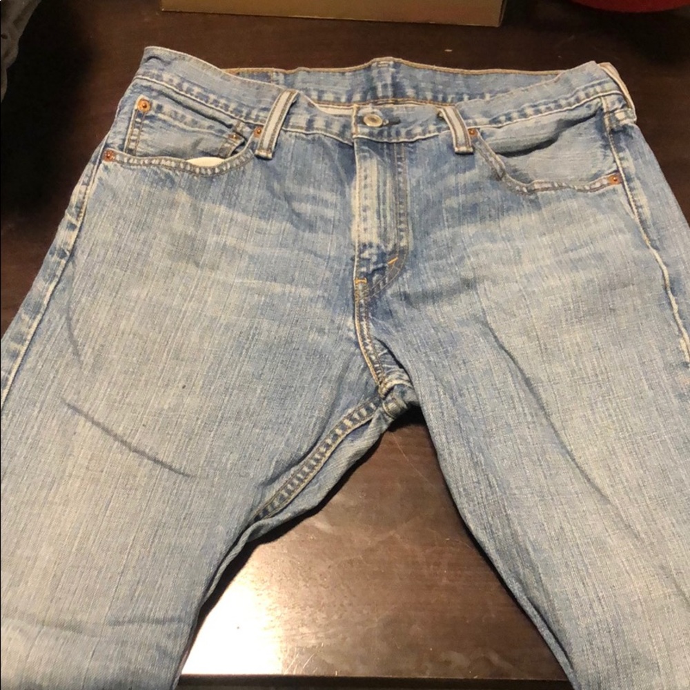 Levi Strauss Blue Jeans (32W x 32L)